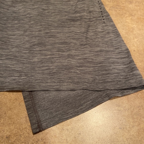 Womens Athleta tank size medium - Picture 2 of 7